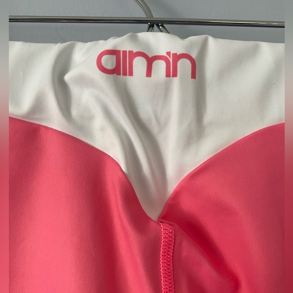 NWT aim’n Sportswear Signature Pink Stripe Tights Size Medium, Pink/White - Picture 4 of 11